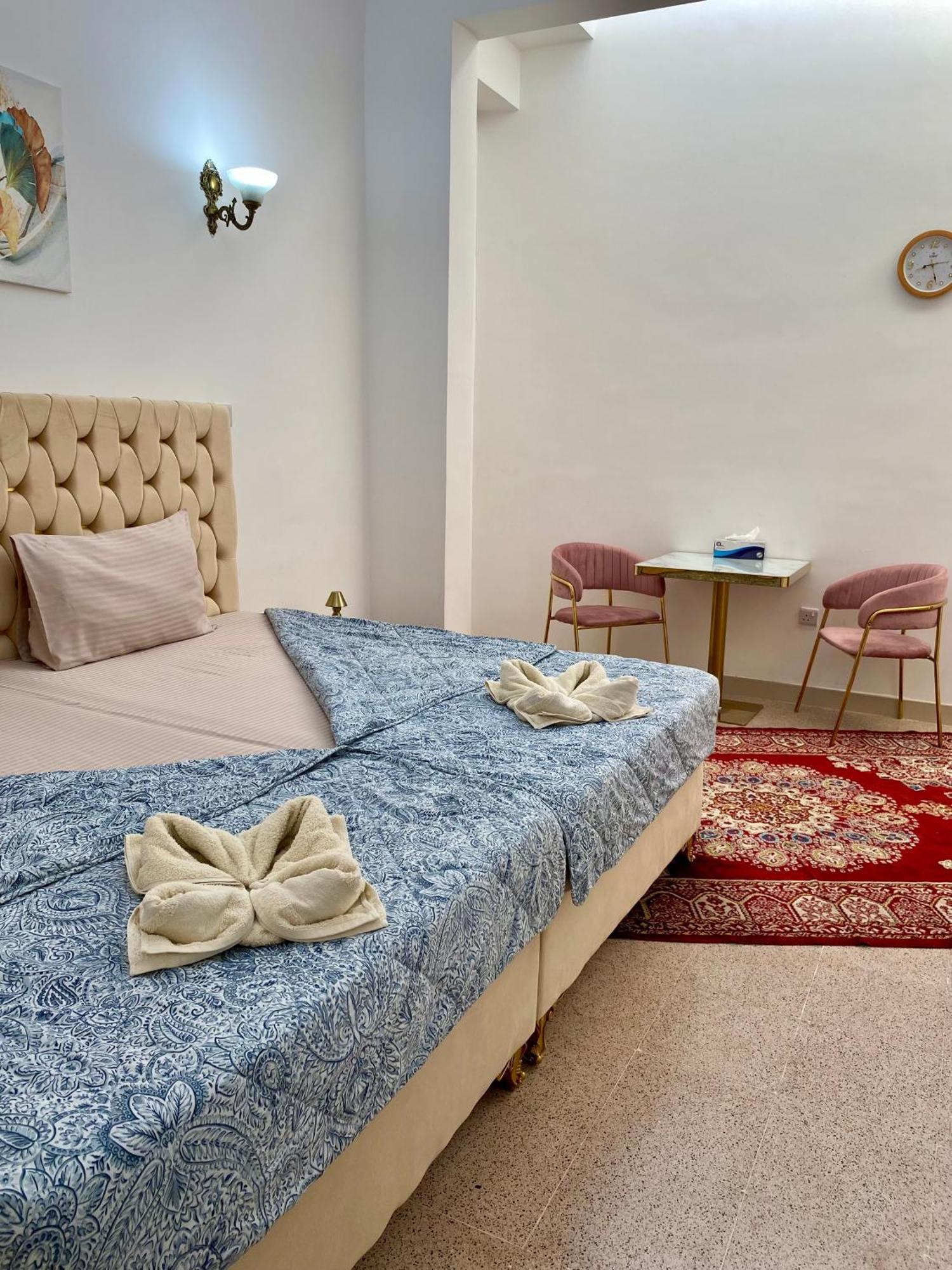 Arabian Nights Nook Hotel Masqat Buitenkant foto