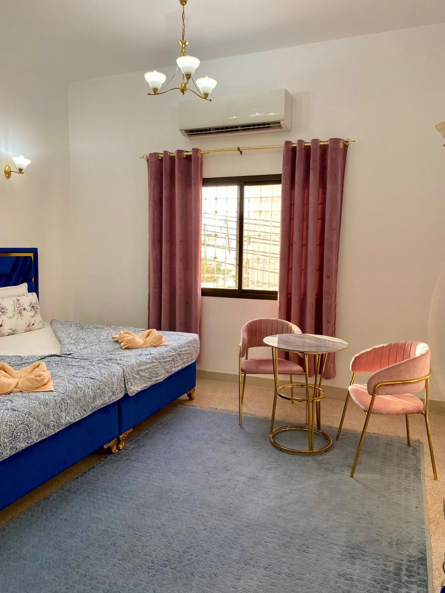 Arabian Nights Nook Hotel Masqat Buitenkant foto